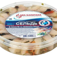 Сельдь Два Капитана филе в масле с пряностями 300 г 1 шт