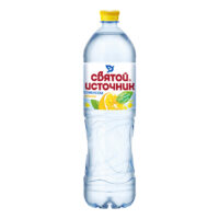 Вода питьевая Святой Источник со вкусом лимона негазированная 1,5 л 1 шт