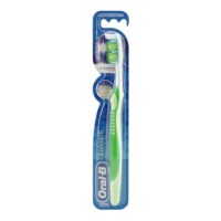 Зубная щетка Oral-B 3D White средней жесткости 1 шт